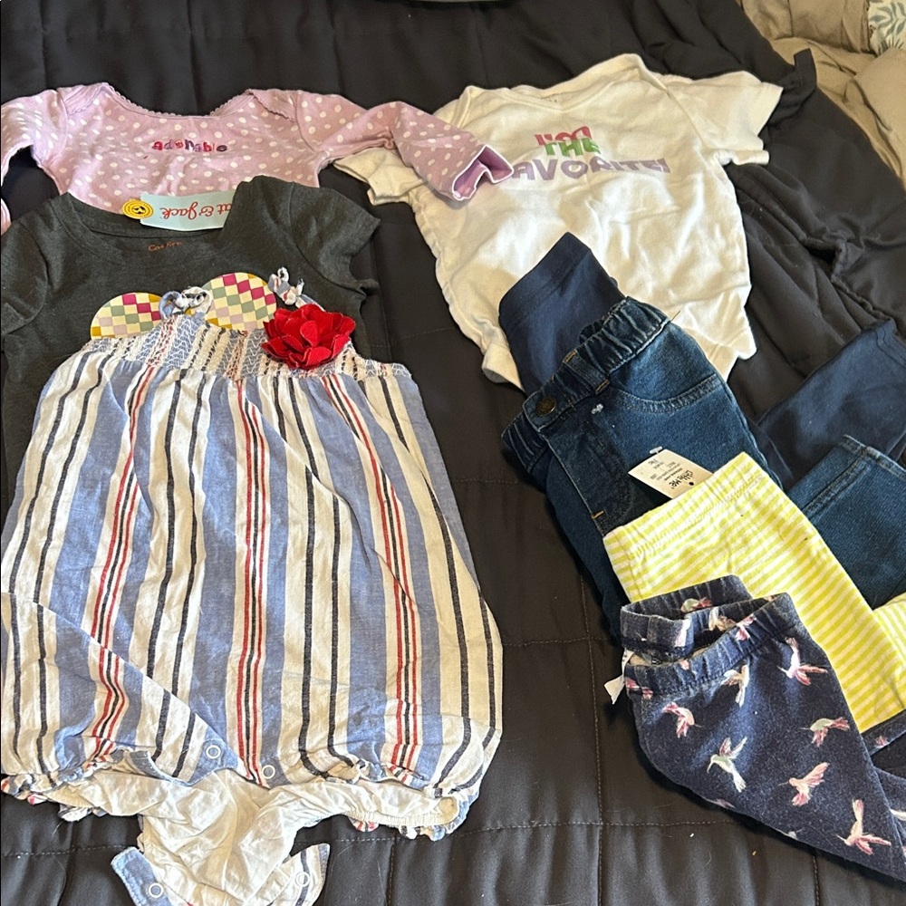 8 Piece Baby Girls Clothing Bundle - 18-24 mos